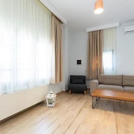 Casa Luxury Apartment *